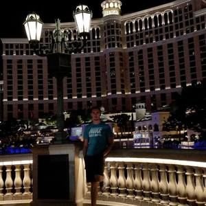 Meet your Posher, Ionel